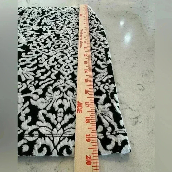 Ann Taylor LOFT Skirt Women’s Size M Black White Stretch - Picture 3 of 7